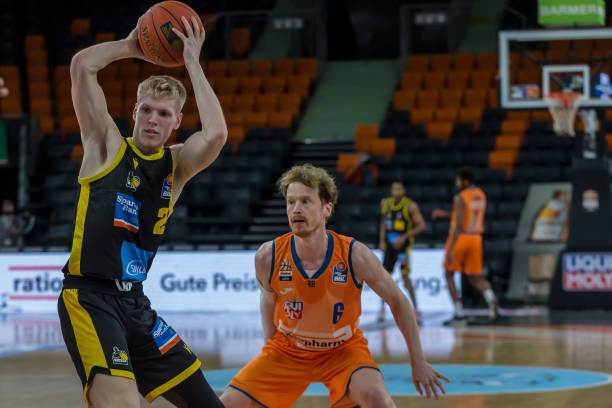 化不仅让球 化不仅让球