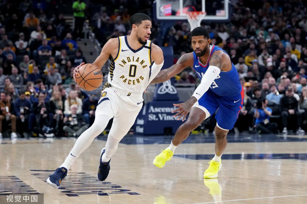 场迎来的国 场迎来的国