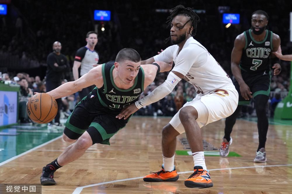 凭借出色的 凭借出色的