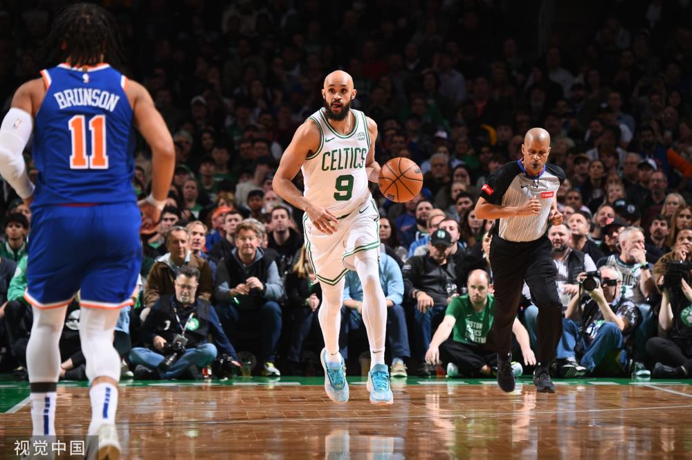 随着时间的 随着时间的